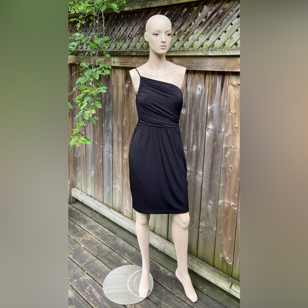 One Shoulder Strap Fancy Black Dress